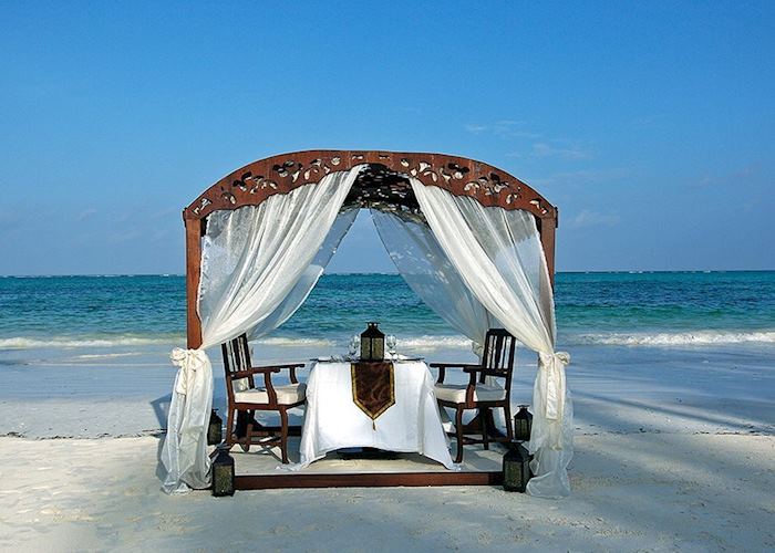 Honeymoon safari and Zanzibar beach